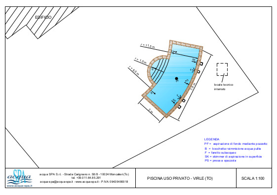Piscina interrata isoblok, forma libera, fondo piano, scala romana. Progettazione erealizzazione piscina Acqua SPA a Virle